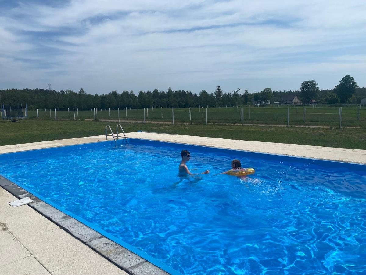 Noce I Dnie Hotell Postołowo Eksteriør bilde